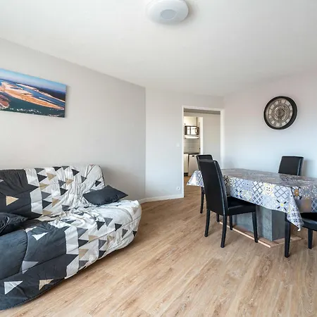 - T2 Spacieux Avec Terrasse, Proche Plage Et Port De Plaisance - Fr-1-319-532 * Arcachon